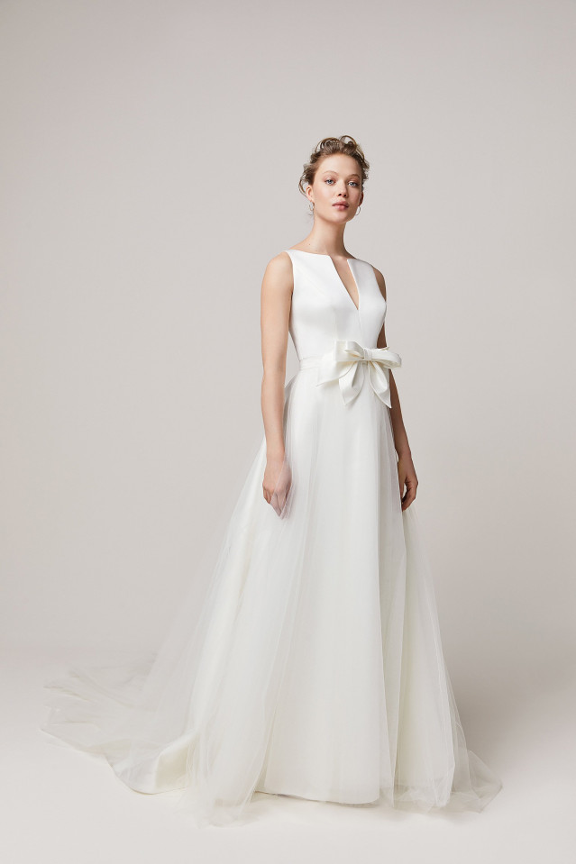 Brautkleid mit Schleife