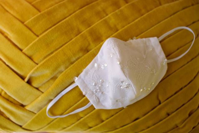 Maske für die Braut