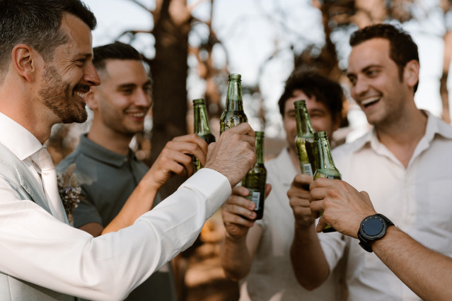 Een bierbrouwerij is de perfecte locatie voor een bruiloft van bierliefhebbers