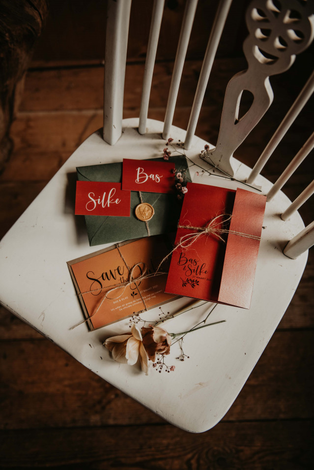 Hochzeitskarte Schreiben Das Muss Drauf Theperfectwedding De