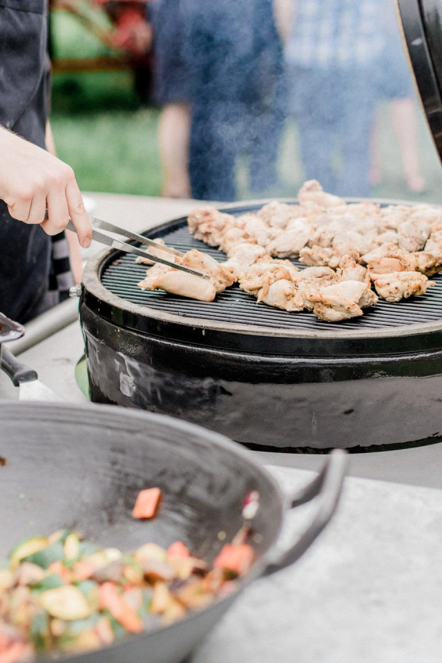 BBQ op bruiloft