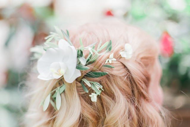 Bruidskapsel kort haar met tiara